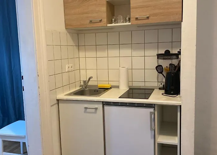 Peaceful 2br 15-min To Ottakring Station